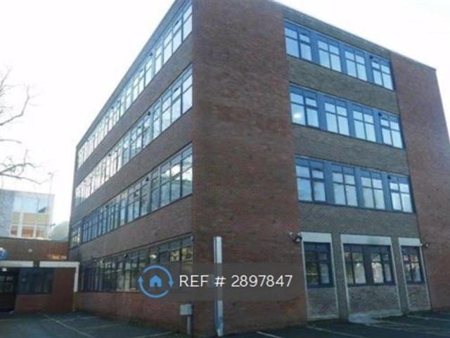 Dudley, Dudley DY1, 1 bed flat to rent, £850 pcm | PrimeLocation