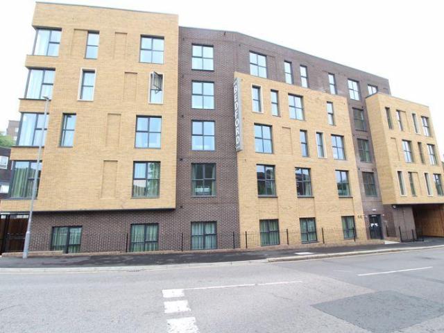 Dudley Street, Luton LU2 2 bed apartment to rent £1,350 pcm £312 pw
