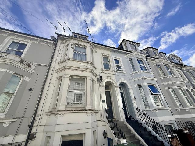 Dudley Road, Tunbridge Wells TN1, Studio to rent, £900 pcm | PrimeLocation