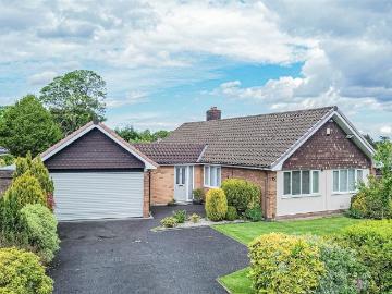 Dudlow Green Road, Appleton, Warrington WA4, 2 bed detached bungalow to rent, £1,950 pcm | PrimeLocation