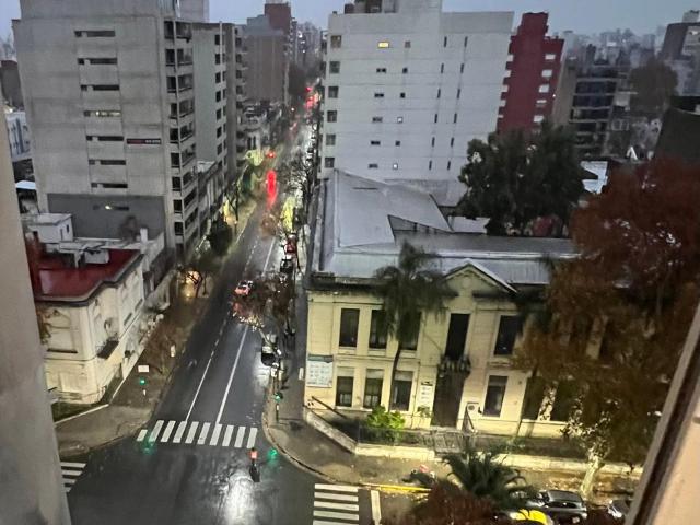 Dueño Directo, Depto Amueblado sobre Oroño