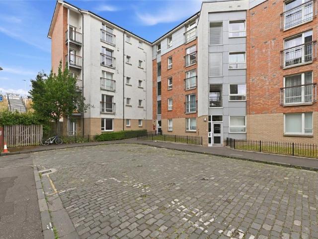 Duff Street, Dalry, Edinburgh, EH11 2 bed apartment to rent £1,495 pcm £345 pw