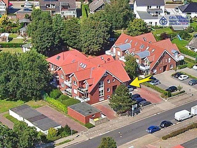 DUHNEN: Urlaubswohnung mit Balkon, Bad mit Fenster, kurze Fußwege zum Sandstrand und ins Dorfzentrum