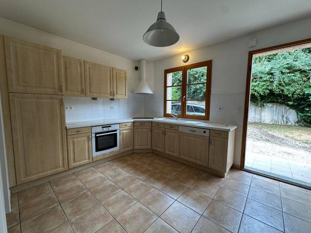 DUINGT MAISON A LOUER