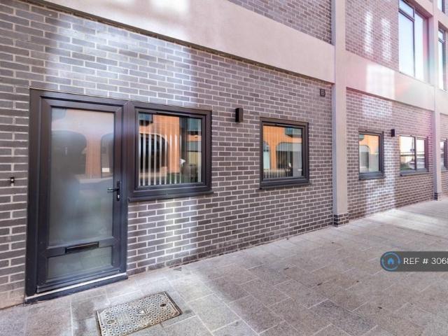 Duke St, Doncaster, DN1 1 bed flat to rent £600 pcm £138 pw