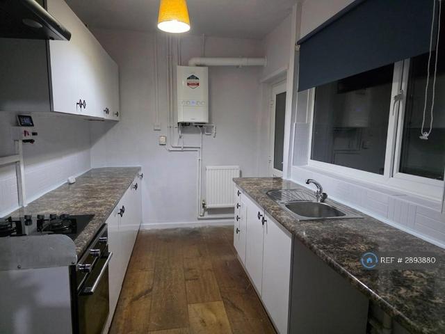 Duke St, Worksop, S80 2 bed terraced house to rent £725 pcm £167 pw