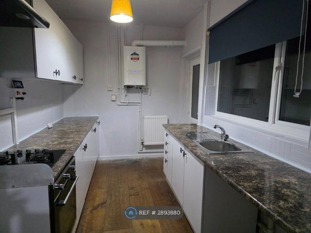 Duke St, Worksop S80, 2 bed terraced house to rent, £725 pcm | PrimeLocation