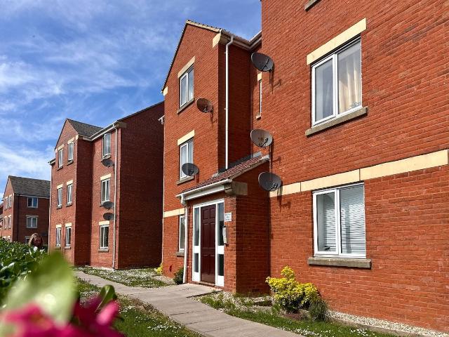 Duke Street, Bridgwater TA6, 2 bed flat to rent, £1,050 pcm | PrimeLocation
