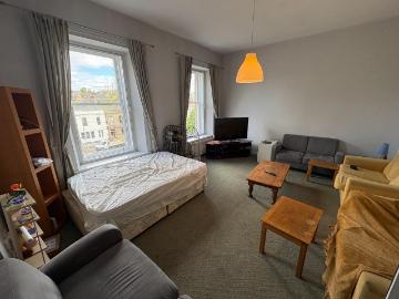 Duke Street, Dennistoun, Glasgow, G31 3 bed flat to rent £1,995 pcm £460 pw