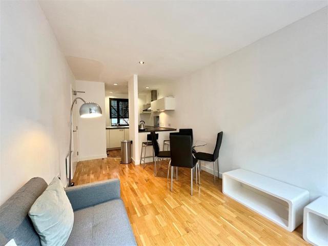 Duke Street, Manchester, M3 4JL, United Kingdom | 1 bed apartment for rent #140801148 | Rentberry