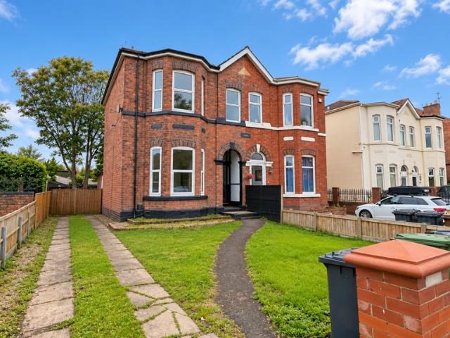 Duke Street, Southport PR8 1 bed flat to rent £900 pcm £208 pw