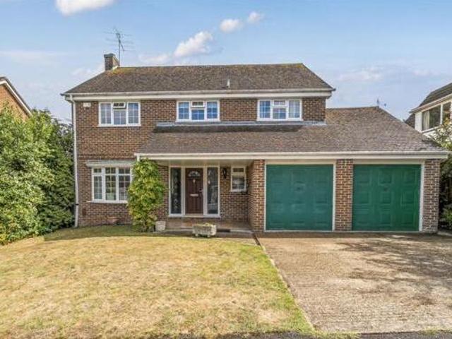 Dukes Wood, Crowthorne, 5 Bedroom Detached