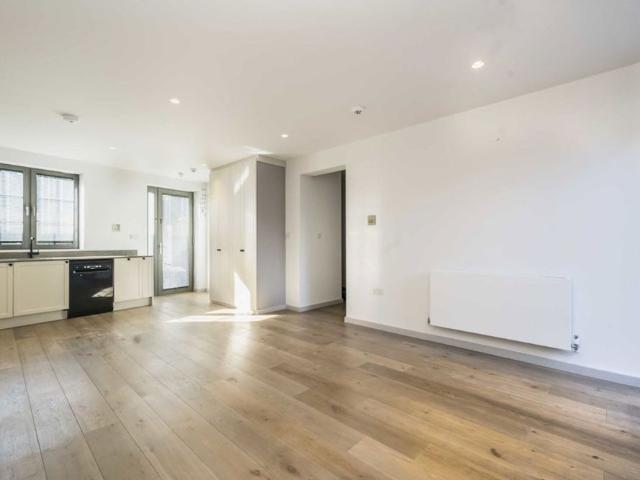Dukes Mews, N10, London