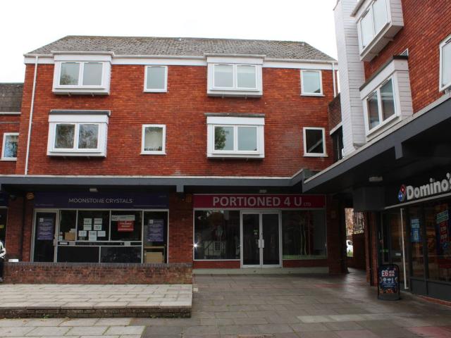 Dukes Mill, Romsey SO51, 2 bed flat to rent, £1,100 pcm | PrimeLocation