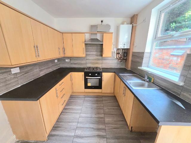 Dulverton Road, Leicester LE3, 4 bed terraced house to rent, £1,350 pcm | PrimeLocation