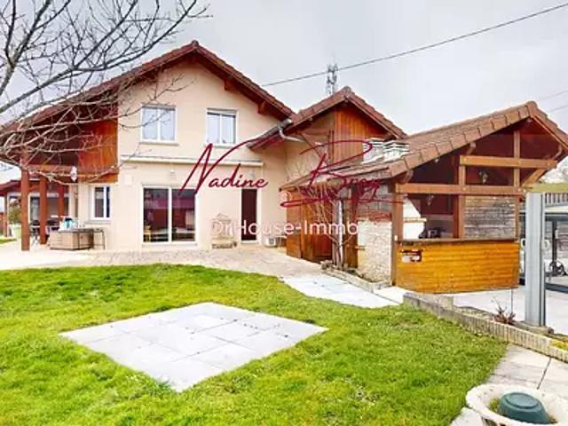 Dullin 73610 Achat / Vente maison 12 pièces t12 piscine terrasse
