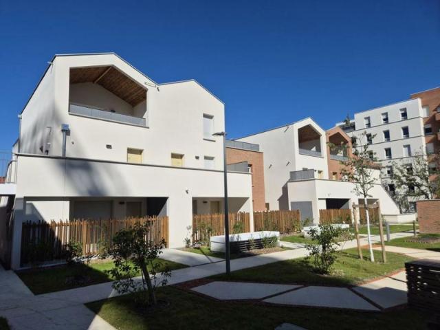 Duplex/Triplex
