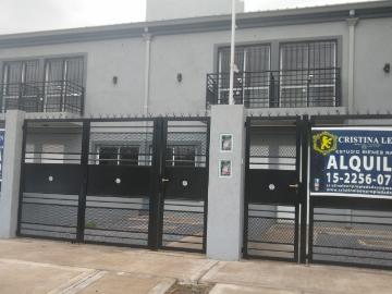 DUPLEX 3 AMB. C/PATIO Y ENTRADA DE AUTO