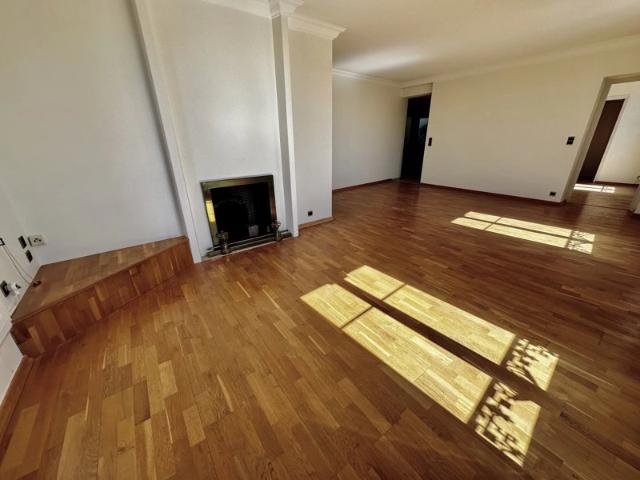 Duplex, 3 chambres, 2 SDB, centre ville, expo Sud