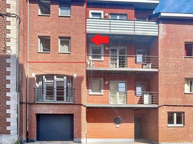 Duplex 3 chambres en plein centre de Waremme