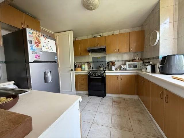 Duplex 3 dorm, más servicios. Mall Plaza Los Domínicos | 3 dormitorios por 7500.00 en Las Condes