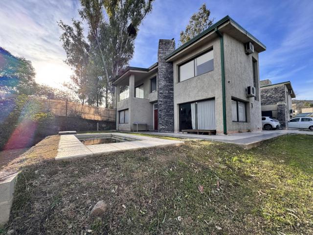 DUPLEX 3 DORM CON PILETA EN ALQUILER EN ARBOLADA HOLLYWOOD