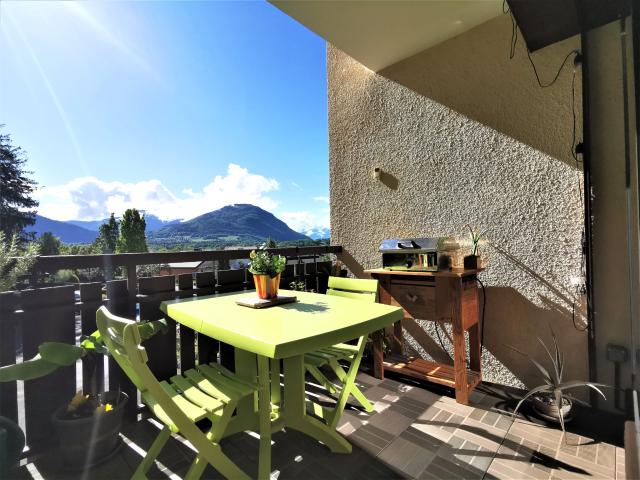 Duplex 125m2, 5 pièces, 3 chambres, 1 cave