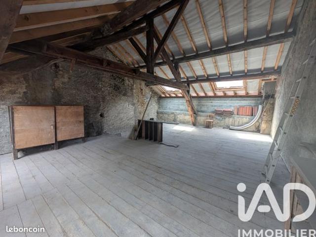 Duplex 1 pièce 108 m²