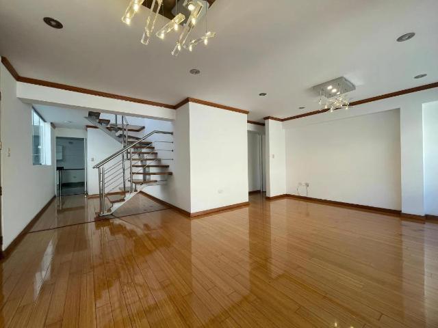 DUPLEX 215 M2, 03 DORMITORIOS,TERRAZA,SAUNA,CERCA AV. POLO CDRA 2, SURCO