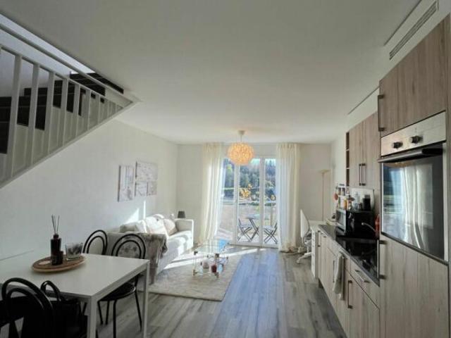 Duplex 2.5 rooms in Lausanne 25