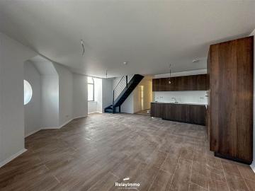 Duplex 2 chambres et un bureau