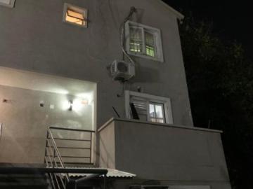 Duplex 2 Dormitorios, 80m2, Consorcio Privado
