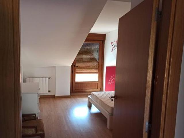 DUPLEX 2 HABITACIONES. 2 TERRAZAS Y 1 JARDIN