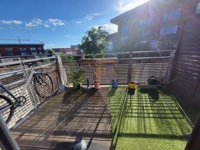 Duplex 2ch 100m² hab. + 2 terrasses 10m² et 7m² à saisir!