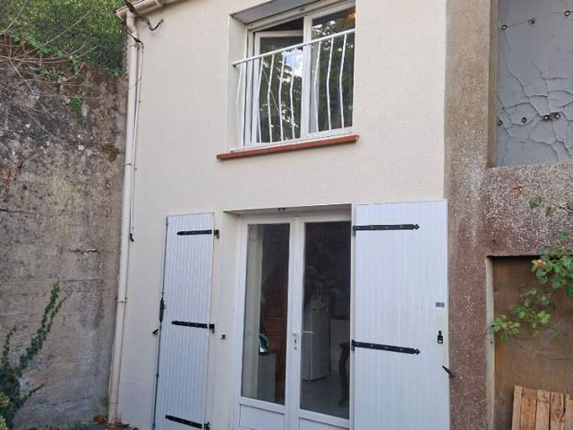 Duplex 32m² Saint Sébastien sur Loire Location Appartement saint sébastien sur loire: 31 m2
