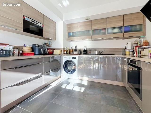 Duplex 4 pièces 77 m²