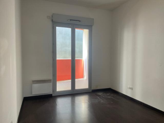 APPARTEMENT / MAISON Duplex 4 pièces avec jardin et 2 parkings – comme une maison – Toulouse Est