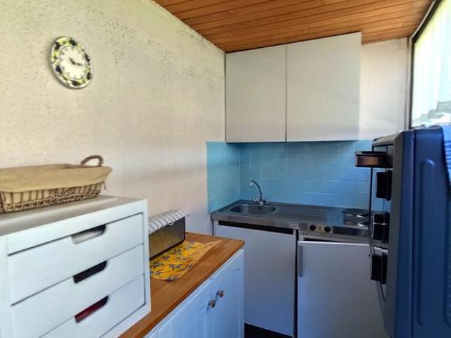 DUPLEX