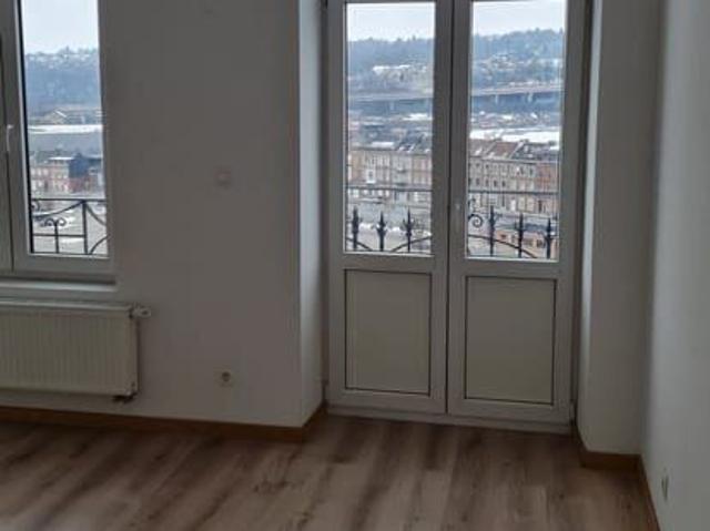 DUPLEX