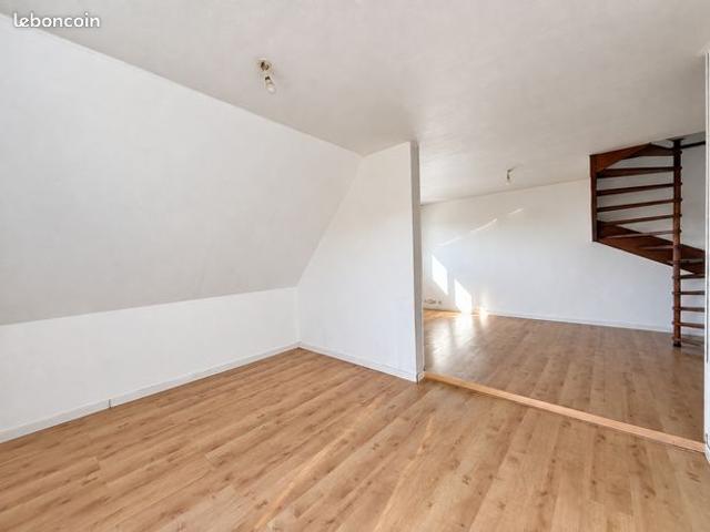 Duplex 5 pièces 104 m²