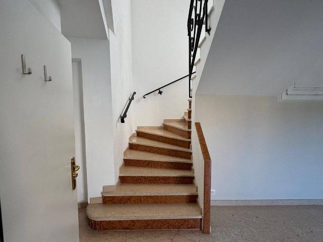 DUPLEX 68 M2 RESIDENCE DE STANDING GRASSE SUD