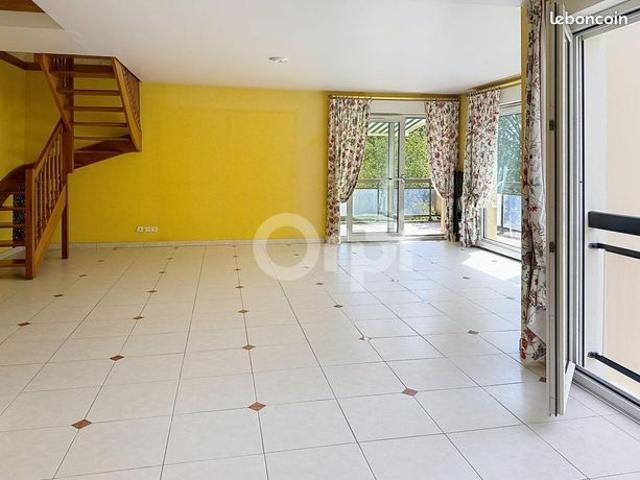 Duplex 6 pièces 149 m²