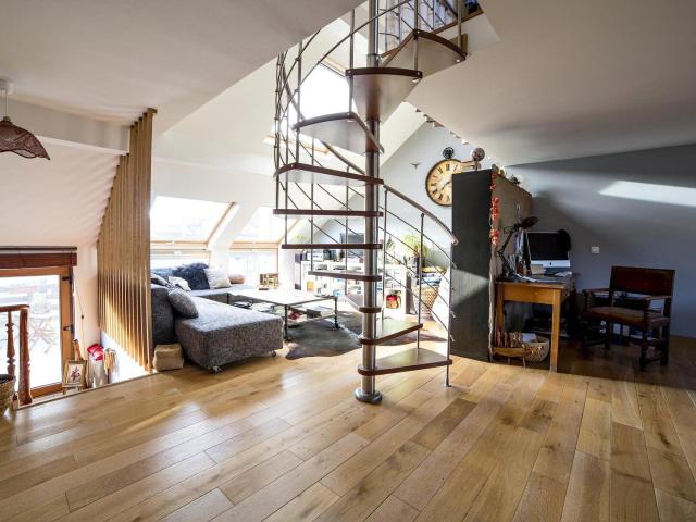 Duplex 95m2 avec grande terrasse plein sud