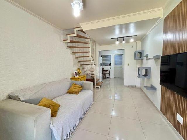 DUPLEX COM DOIS DORMITÓRIOS PRÓXIMO A PADARIA PRITSCH