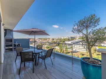 Duplex com terraço! a 5 minutos das praias! Quinta de Santa. 104m² Charneca De Caparica