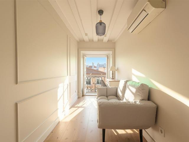 Duplex com Terraço e Vista m² Santo António