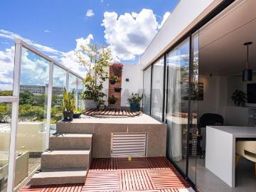 Duplex com vista livre todo decorado e planejado para locação na Asa Norte em Brasília DF
