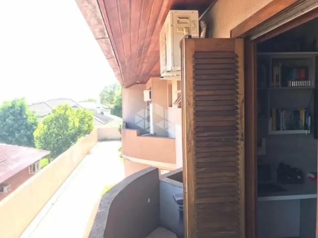 Duplex com 3 dormitórios em área nobre da cidade