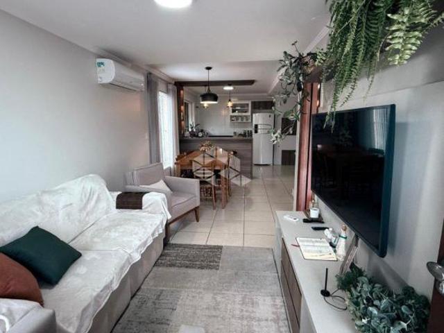 Duplex com 3 dormitórios no bairro Santo Antônio!