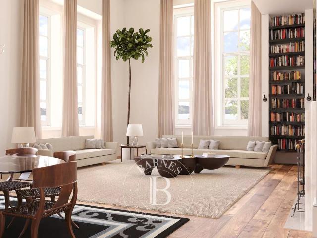Duplex com 3 quartos no D.Amélia 318m² Prazeres